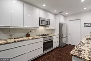 5804 Cove Landing Rd, Burke, VA 22015 - Photo 11