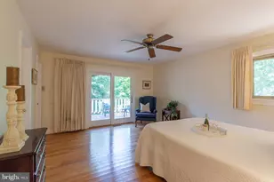 7041 Cindy Ln, Annandale, VA 22003 - Photo 17