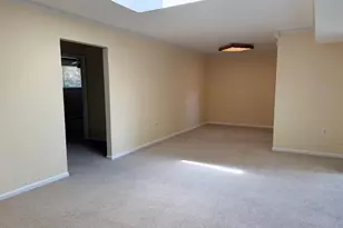 2839 Kalmia Lee Ct, Falls Church, VA 22042 - Photo 3