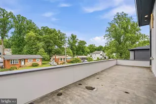 909 Myers Cir SW, Vienna, VA 22180 - Photo 55