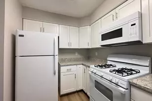 14421 Gringsby Ct, Centreville, VA 20120 - Photo 13