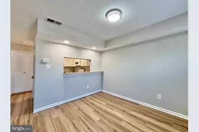 14421 Gringsby Court, Centreville, VA 20120 - Photo 9