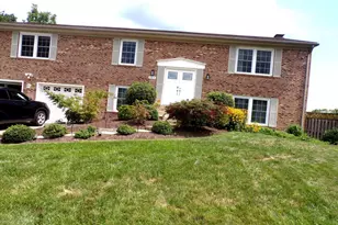 5915 Parkridge Ln, Alexandria, VA 22310 - Photo 1