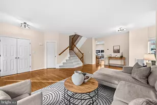 2475 Wheat Meadow Cir, Herndon, VA 20171 - Photo 9