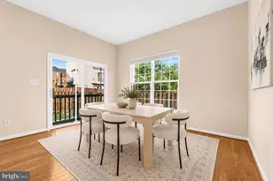 2475 Wheat Meadow Cir, Herndon, VA 20171 - Photo 11