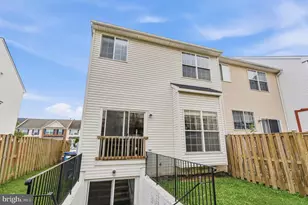 2475 Wheat Meadow Cir, Herndon, VA 20171 - Photo 41