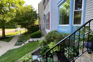 2960 Oakleigh Ln, Oakton, VA 22124 - Photo 5