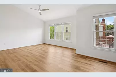 4138 Meadow Field Court, Fairfax, VA 22033 - Photo 11
