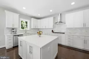 10718 Spruce St, Fairfax, VA 22030 - Photo 17