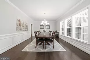 10718 Spruce St, Fairfax, VA 22030 - Photo 3