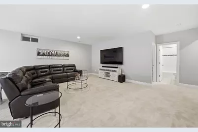 10718 Spruce Street, Fairfax, VA 22030 - Photo 49