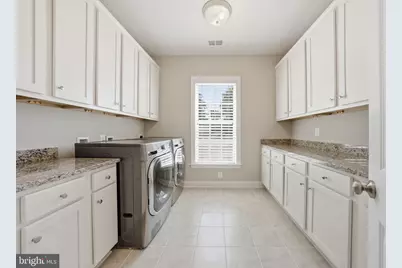 10718 Spruce Street, Fairfax, VA 22030 - Photo 47