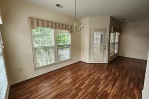 4137 Fountainside Ln, Fairfax, VA 22030 - Photo 9