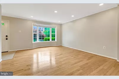 11992 Sentinel Point Court, Reston, VA 20191 - Photo 7