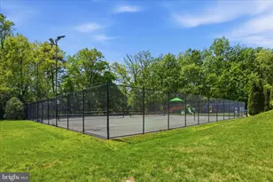 6006 Keble Dr, Alexandria, VA 22315 - Photo 47