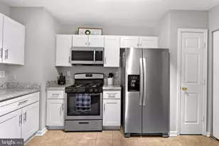 12785 Fair Briar Ln, Fairfax, VA 22033 - Photo 13