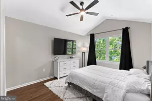 12785 Fair Briar Ln, Fairfax, VA 22033 - Photo 19