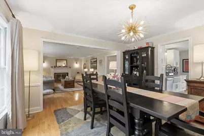 108 Oakmont Court NE, Vienna, VA 22180 - Photo 7