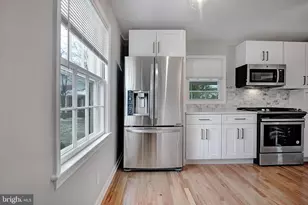 108 Oakmont Ct NE, Vienna, VA 22180 - Photo 11