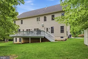 8104 Revatom Ct, Dunn Loring, VA 22027 - Photo 75