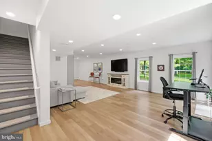8104 Revatom Ct, Dunn Loring, VA 22027 - Photo 55