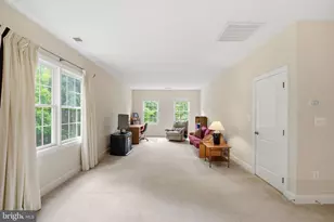 8104 Revatom Ct, Dunn Loring, VA 22027 - Photo 37