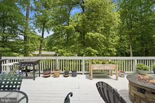 8104 Revatom Ct, Dunn Loring, VA 22027 - Photo 71