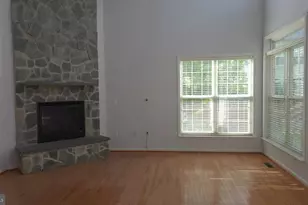 8320 Middle Ruddings Dr, Lorton, VA 22079 - Photo 17