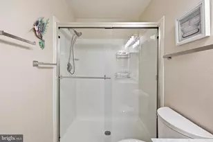 12885 Fair Briar Ln, Fairfax, VA 22033 - Photo 29
