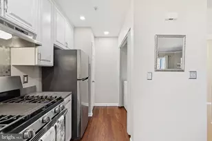 12885 Fair Briar Ln, Fairfax, VA 22033 - Photo 17