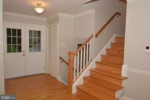 9416 Gamba Ct, Vienna, VA 22182 - Photo 7