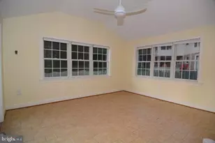 9416 Gamba Ct, Vienna, VA 22182 - Photo 5