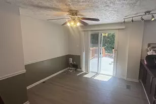 14105 Honey Hill Ct, Centreville, VA 20121 - Photo 5
