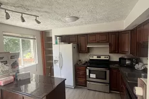 14105 Honey Hill Ct, Centreville, VA 20121 - Photo 7