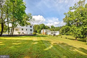 11410 Waples Mill Rd, Oakton, VA 22124 - Photo 61