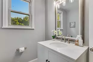 11410 Waples Mill Rd, Oakton, VA 22124 - Photo 31