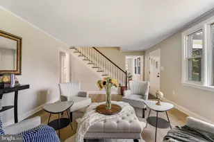 11410 Waples Mill Rd, Oakton, VA 22124 - Photo 9