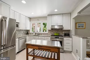 8611 Cyrus Pl, Alexandria, VA 22308 - Photo 13