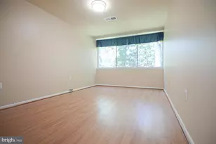4410 Briarwood Ct N, Annandale, VA 22003 - Photo 3