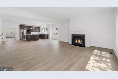 2221 Huntington Avenue, Alexandria, VA 22303 - Photo 17