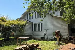 10420 Miller Rd, Oakton, VA 22124 - Photo 3