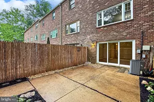5833 Royal Ridge Dr, Springfield, VA 22152 - Photo 41