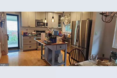 7719 Heritage Drive, Annandale, VA 22003 - Photo 7