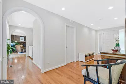 6952 Kyleakin Court, McLean, VA 22101 - Photo 9