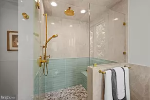 6523 Elmhirst Dr, Falls Church, VA 22043 - Photo 75
