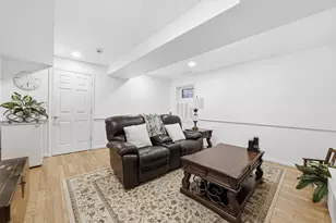 8218 Doctor Craik Ct, Alexandria, VA 22306 - Photo 27