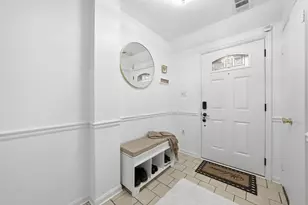 8218 Doctor Craik Ct, Alexandria, VA 22306 - Photo 25