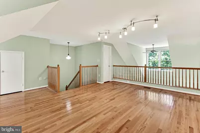 6241 Windham Hill Run, Alexandria, VA 22315 - Photo 7