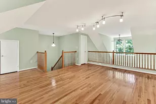 6241 Windham Hill Run, Alexandria, VA 22315 - Photo 7