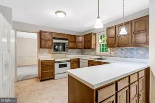 2008 Mason Hill Dr, Alexandria, VA 22307 - Photo 15
